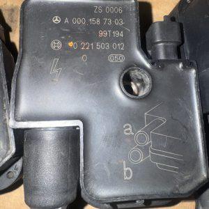 Mercedes-Benz A0001587303 M112/M112K Ignition Coils+Wires set OEM Genuine Mercedes part. *USED*